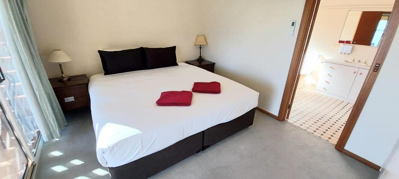 Barmera Lake Resort Motel Екстер'єр фото