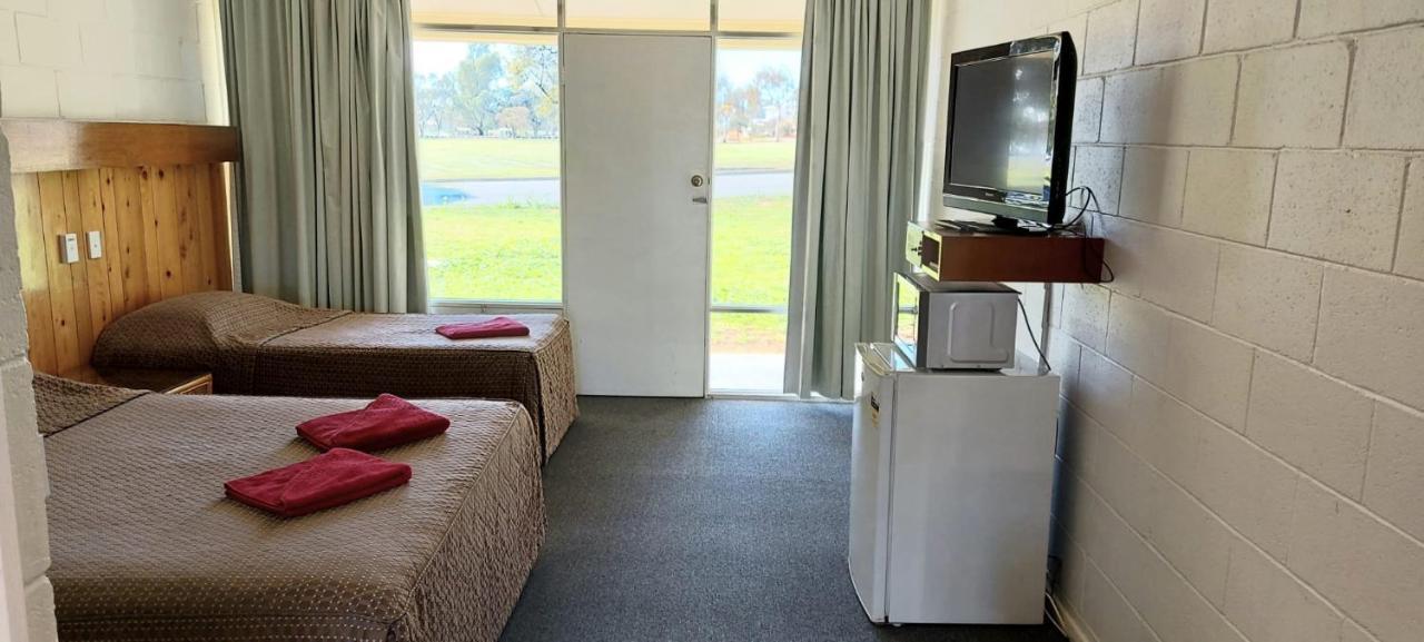 Barmera Lake Resort Motel Екстер'єр фото
