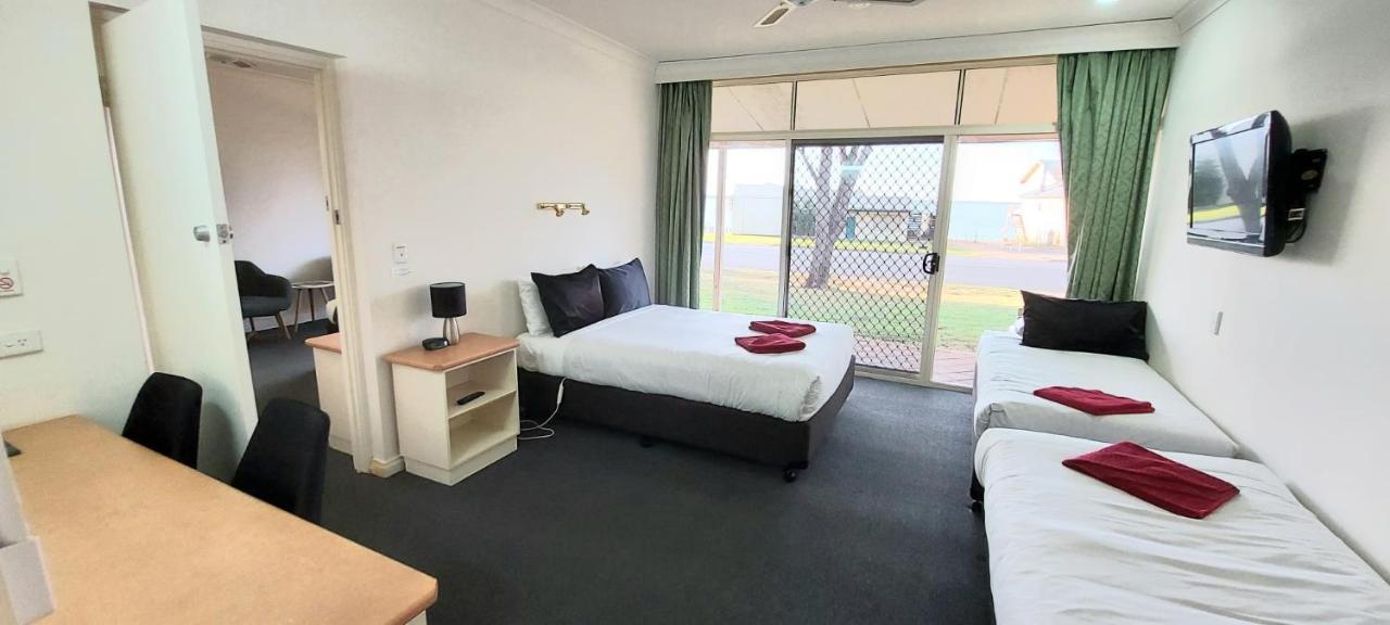 Barmera Lake Resort Motel Екстер'єр фото
